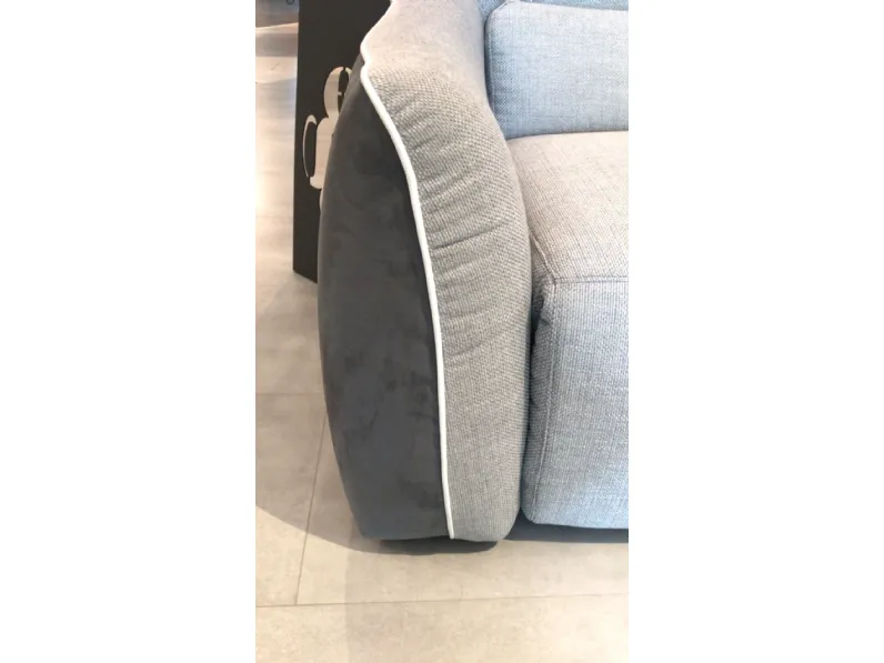 Divano Lineare Puffy Egoitaliano in Offerta Outlet a 1600 Euro