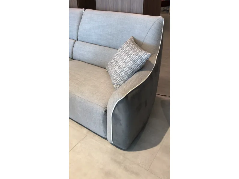 Divano Lineare Puffy Egoitaliano in Offerta Outlet a 1600 Euro