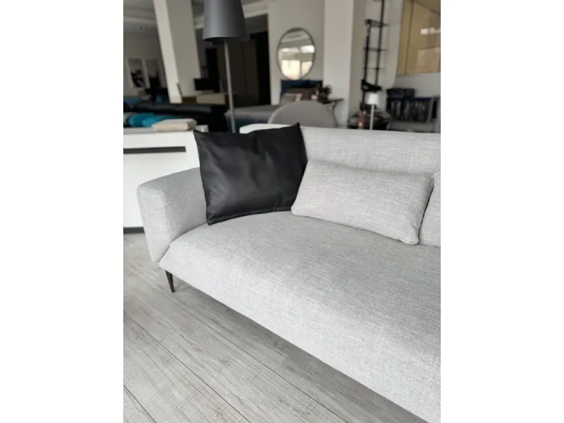 Divano Spin di Samoa in stile design a prezzo Outlet