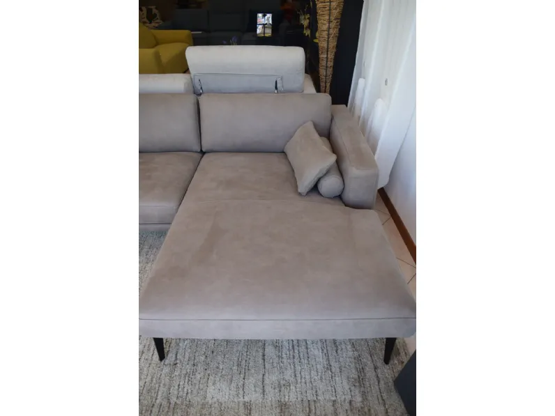 Divano Masu di Egoitaliano in stile design a prezzo Outlet