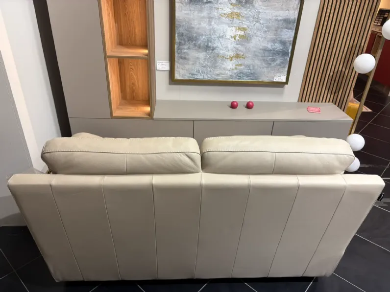 Divano New york in Pelle non sfoderabile  di Nicoletti home scontato 40%