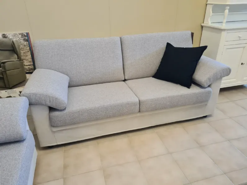 Divano Murano tessuto in poliuretano  Collezione esclusiva a prezzo Outlet