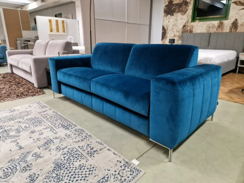 Divano Nixon Felis a PREZZO OUTLET scontato del 49%