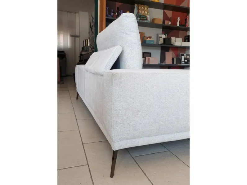 Divano Lineare Ocean Gurian in Offerta Outlet a 1500 Euro