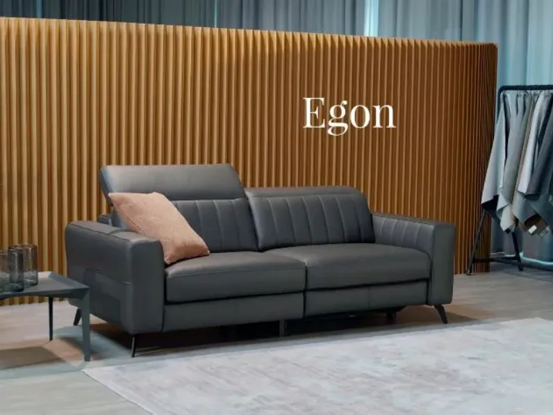 Divano Lineare modello Egon di Le comfort a prezzi outlet