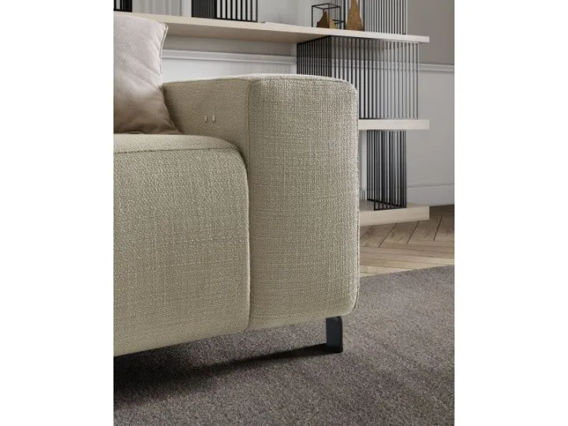 Divano Sebastian di Le comfort in stile moderno a prezzo scontato