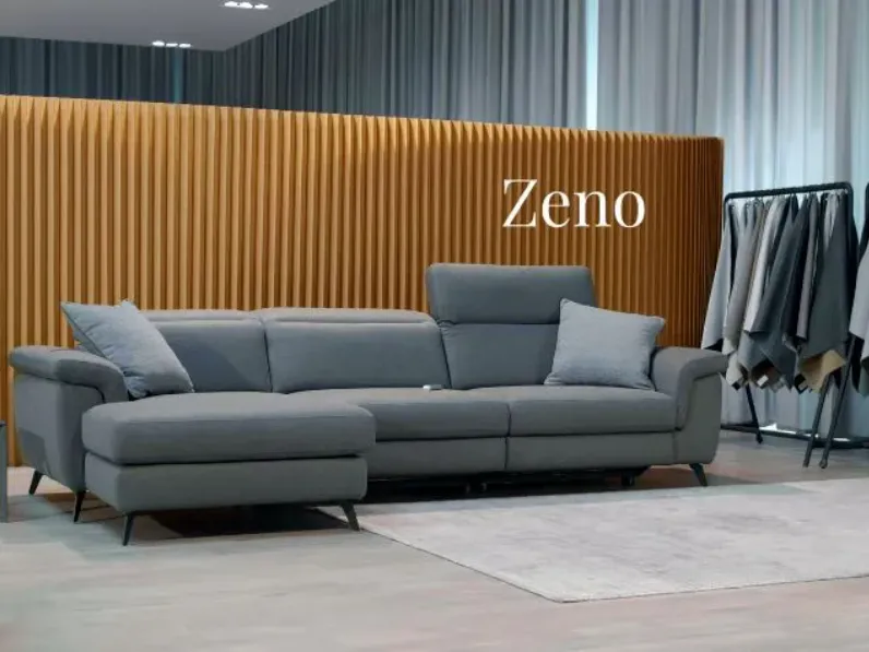 Divano da 3 posti modello Zeno di Le comfort scontato