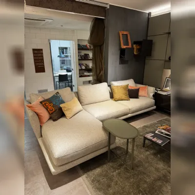 Divano design tessuto Royal di Ditre italia con sconto del - 35%