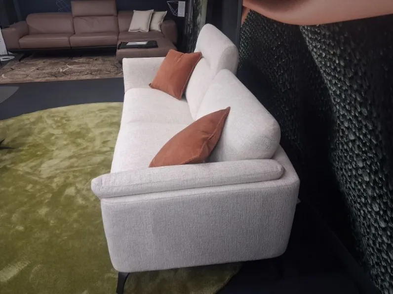 Divano design tessuto Sahara di Egoitaliano con sconto del - 37%