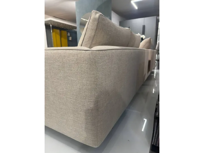 Divano Sheridan tessuto in poliuretano  Desirèe in Offerta Outlet