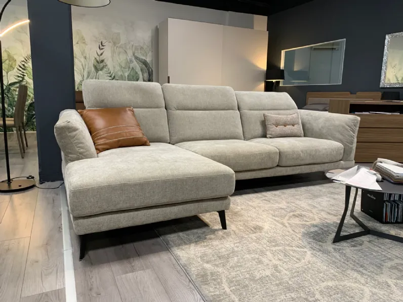 Divano Con penisola Sky  Le comfort a 2610 Euro