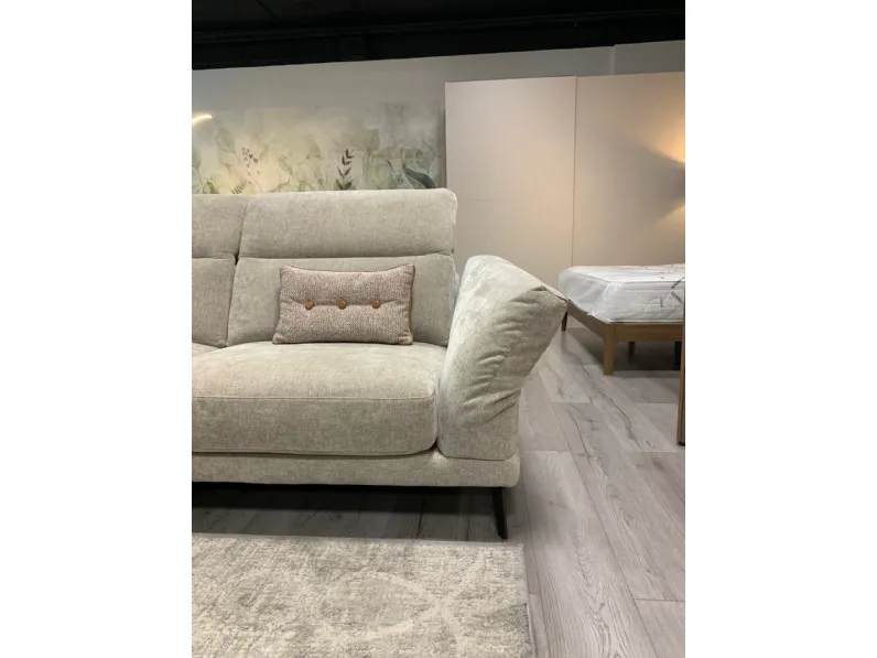 Divano Con penisola Sky  Le comfort a 2610 Euro