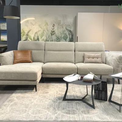 Divano Con penisola Sky  Le comfort a 2610 Euro