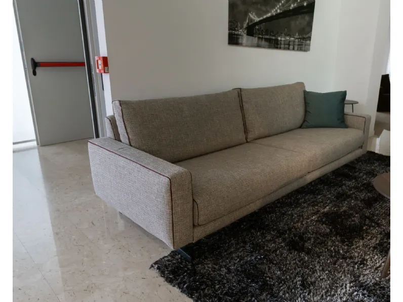Divano Time tessuto in misto piuma  Artigianale a prezzo Outlet