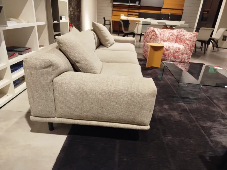 Divano in Tessuto stile design modello Timothy scontato - 53%