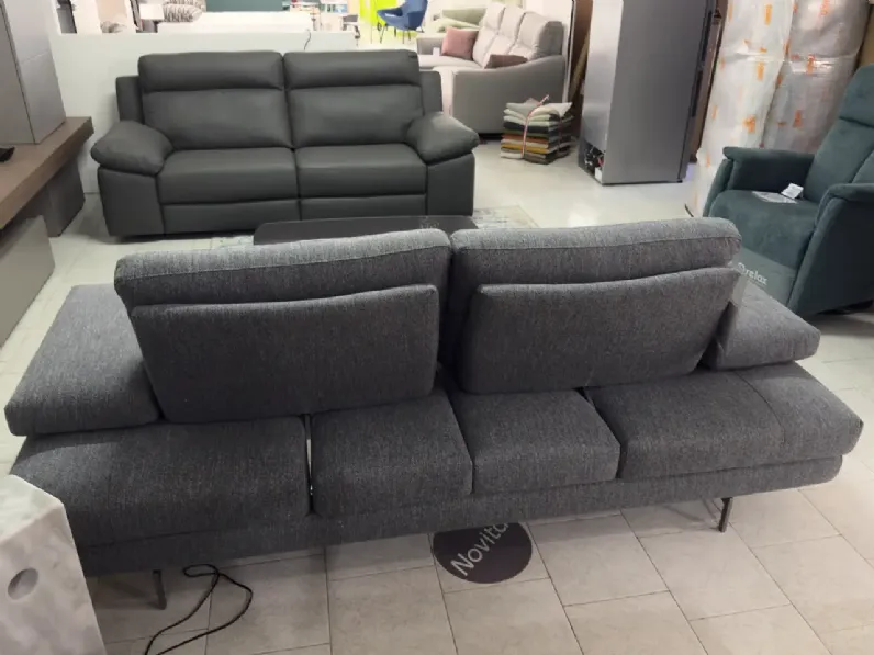 Divano Lineare Toby-wing Calia in Offerta Outlet a 2149 Euro