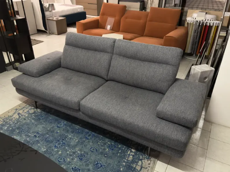 Divano Lineare Toby-wing Calia in Offerta Outlet a 2149 Euro
