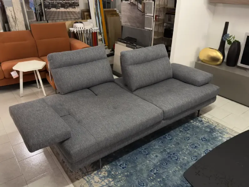 Divano Lineare Toby-wing Calia in Offerta Outlet a 2149 Euro