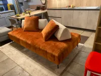 Divano Lineare modello Bowie di Le comfort a prezzi convenienti