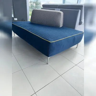 Divano in Tessuto stile design modello Narci scontato - 45%