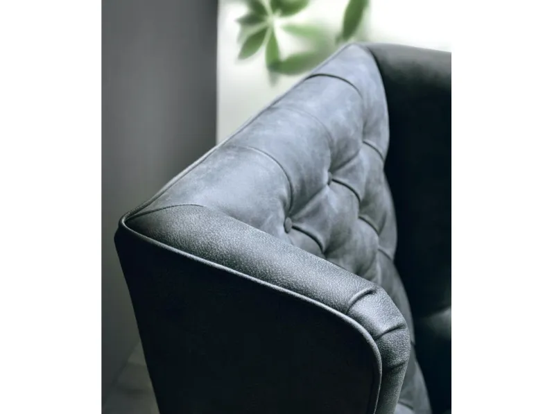 Poltrona in stile design Marylin Cavadivani in Offerta Outlet