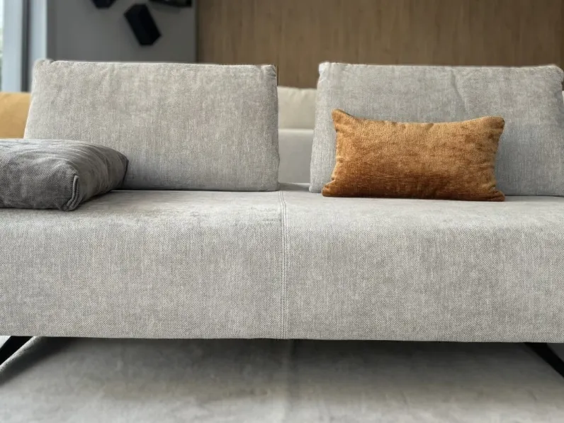Divano Lineare Divano di design abbraccio  Artigianale a 2083 Euro