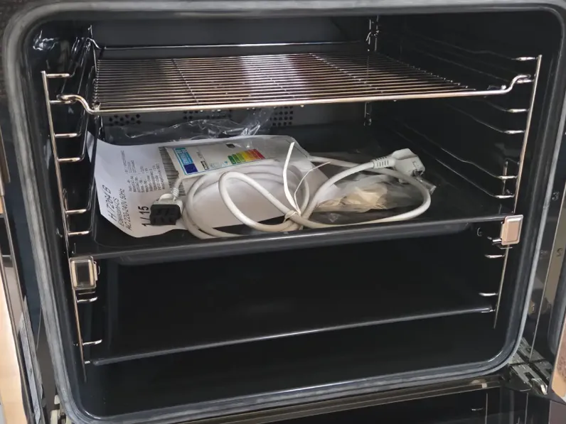 Forno modello Forno miele con vapore multifunzione  Mìele a prezzo scontato
