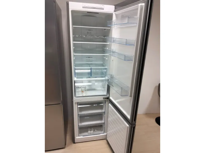 Frigorifero modello Kgn39vida Bosch con forte sconto