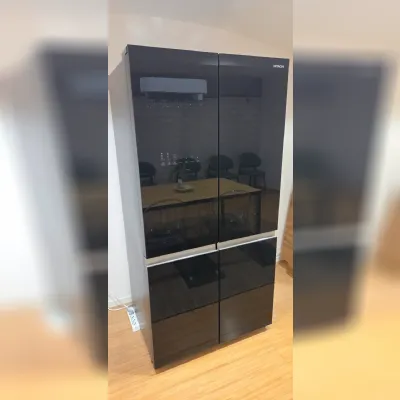 Frigorifero modello Frigo hitachi 4 porte vetro nero  Haier in offerta
