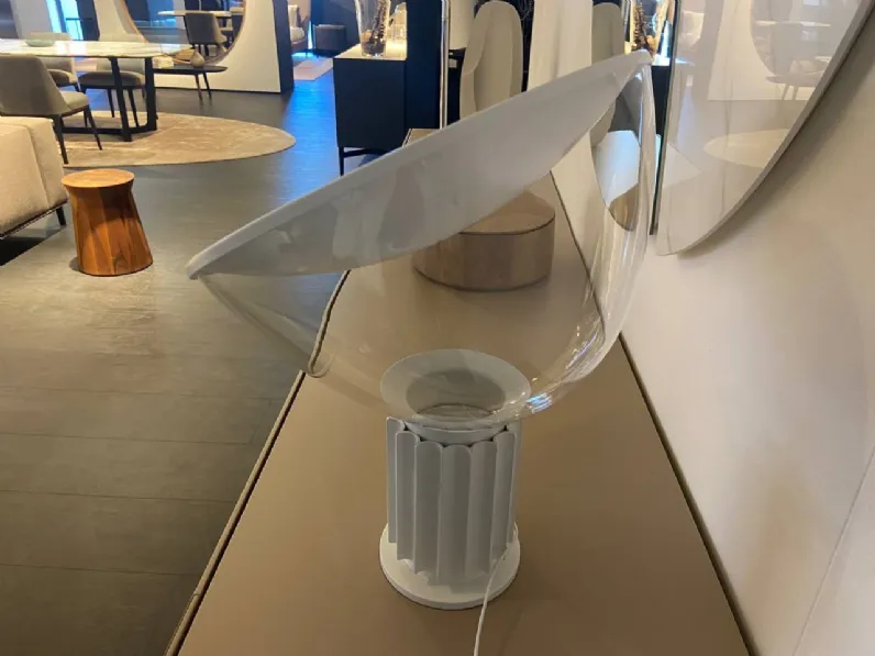 Da tavolo Taccia small Flos a prezzo Outlet 