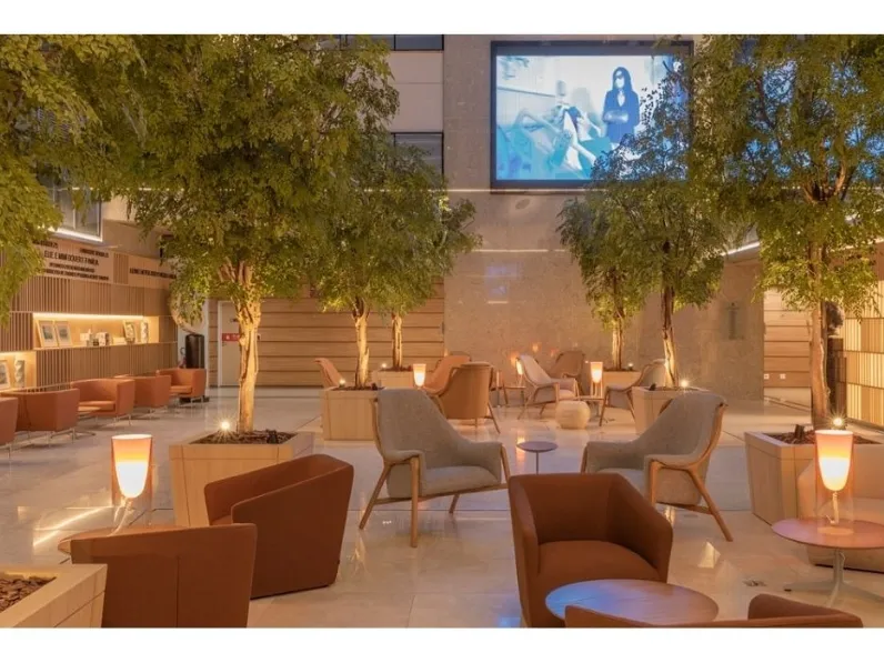 Da tavolo Toobe Kartell in Offerta Outlet 