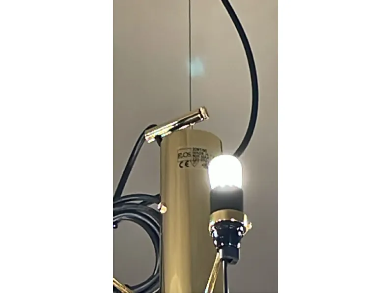 A sospensione Flos 209750 Oro con forte sconto