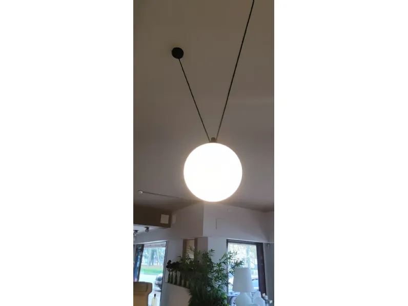 A sospensione Les acrobates 325 Dcw a prezzo Outlet 