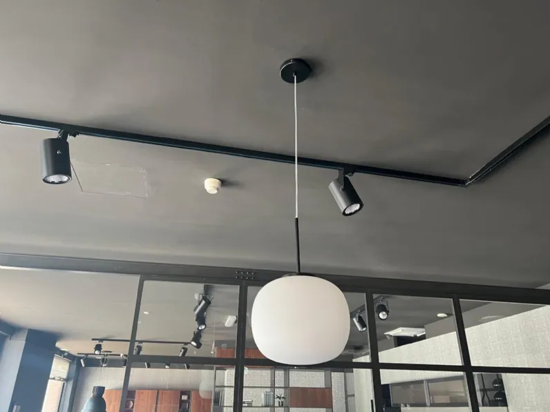 A sospensione  Bombo stile Moderna con forte sconto