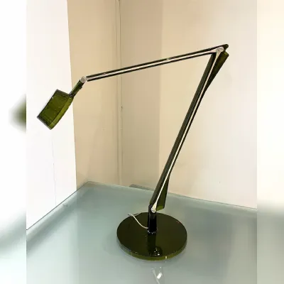 Da tavolo Kartell Aledin dec stile Design a prezzi convenienti