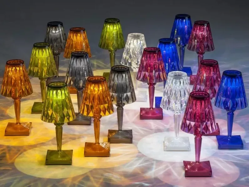 Da tavolo stile Design Battery Kartell in offerta