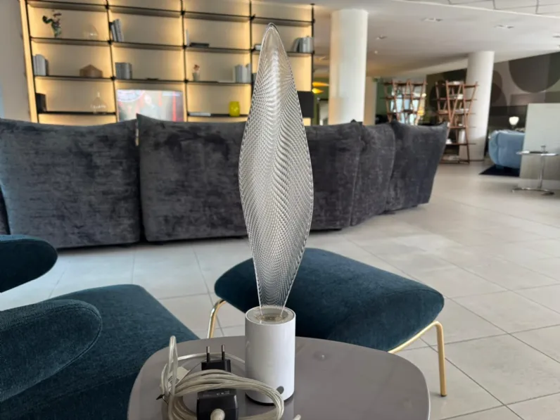 Da tavolo Cosmic leaf Artemide a prezzo scontato 