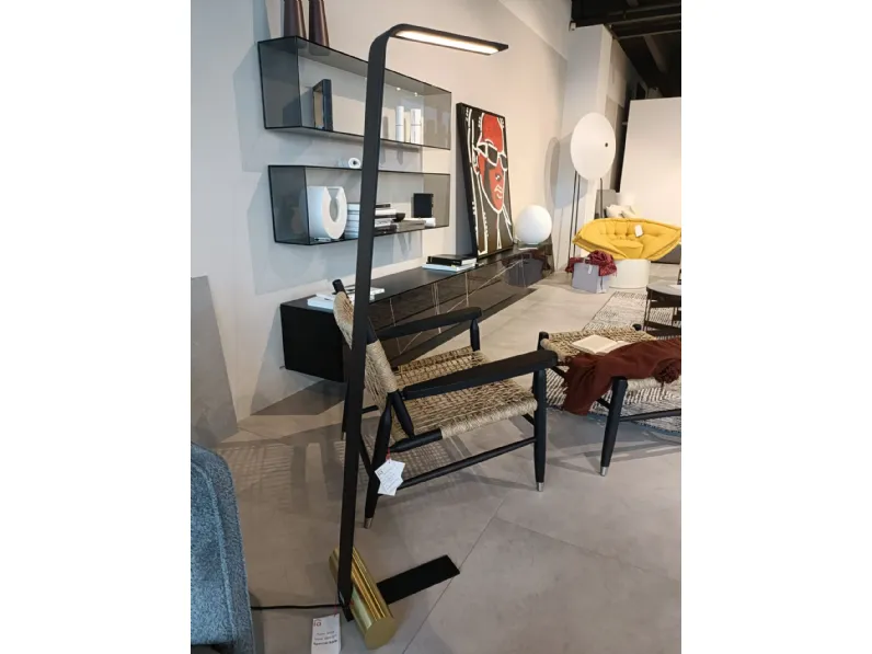 Lampada Collezione esclusiva Nastro floor 563.61 a PREZZI OUTLET