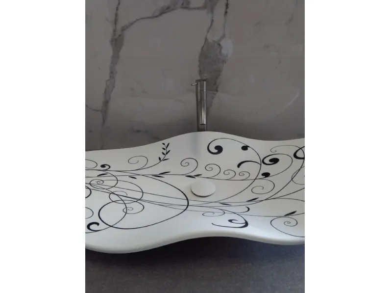 Lavabo in Solid surface modello Fazzoletto oval decor a marchio Mya design con forte sconto