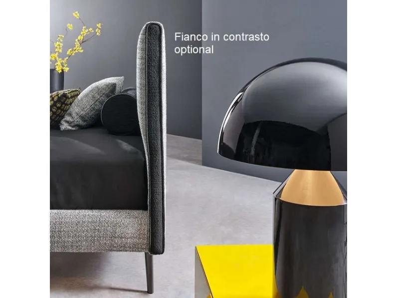 Letto imbottito modello Dread di Twils scontato 30%
