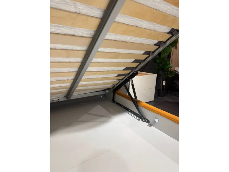 Letto matrimoniale design Origami Novaluna a prezzo scontato