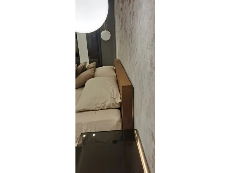Letto matrimoniale moderno Letto fluttua Lago a prezzo scontato