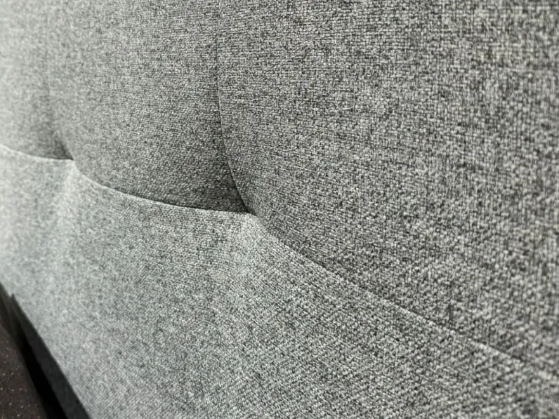 Letto matrimoniale moderno Desi Gamma a prezzo scontato