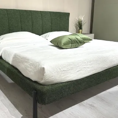 Letto king size moderno Tuftè light La casa moderna a prezzo scontato