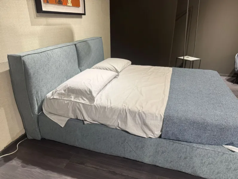 Letto moderno Adele Gamma con un ribasso del 32%