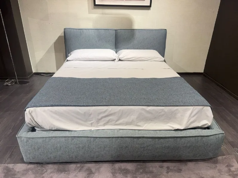 Letto moderno Adele Gamma con un ribasso del 32%
