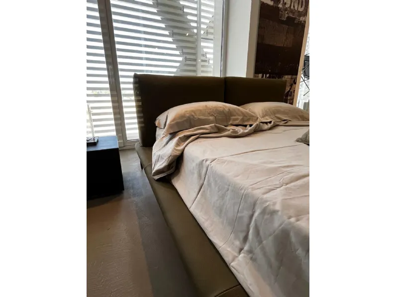 Letto Aldgate di Molteni & c scontato del 25%