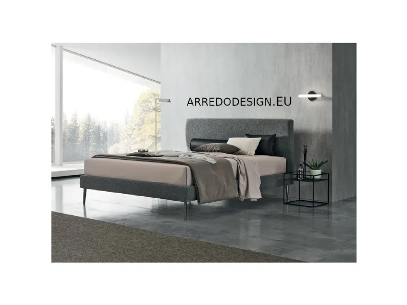 Letto moderno con piedini Benny V&nice a prezzo scontato