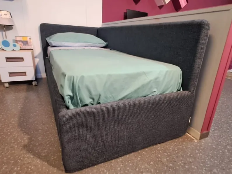 Letto imbottito con giroletto Bravo Moretti compact camerette a prezzo scontato