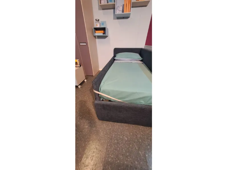 Letto imbottito con giroletto Bravo Moretti compact camerette a prezzo scontato